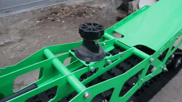 Крепление канистры на гусеницу для мотоцикла_крепление экспедиционной канистры_1