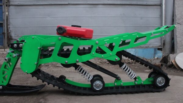 Крепление канистры на гусеницу для мотоцикла_крепление экспедиционной канистры_5